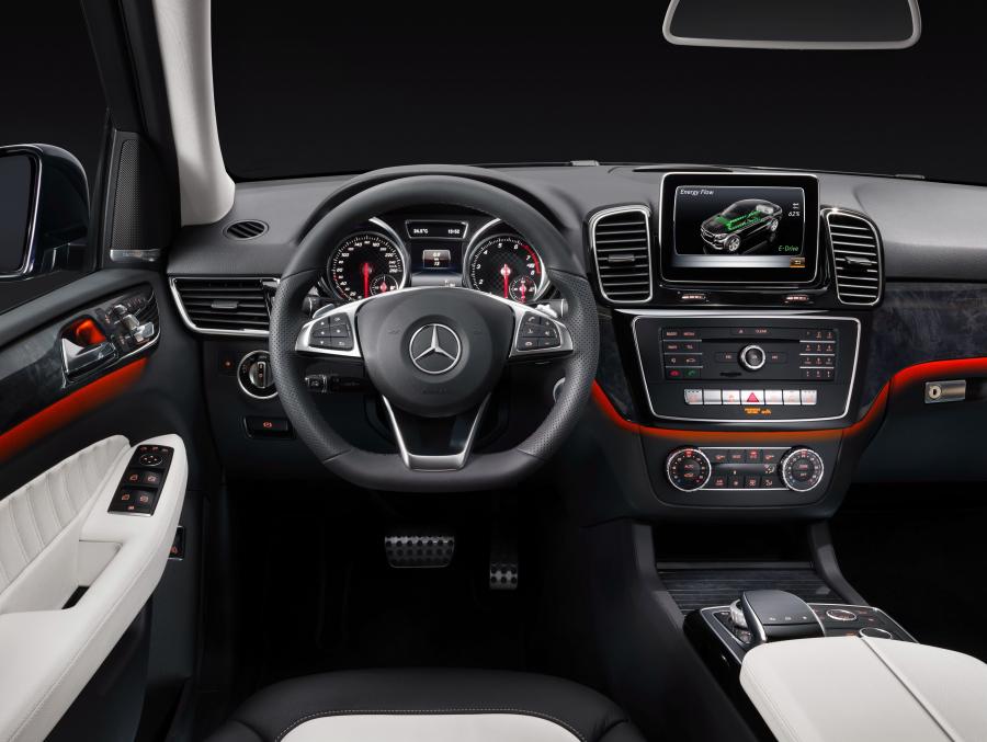  Mercedes-Benz GLE250d 4Matic 2015 года  (фото 22 из 34)